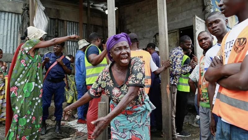 Kinshasa: Isuku yo kwitegura Papa Fransisco yatonze Abakongomani