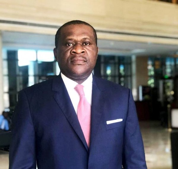 Biselele ibintu bikomeje kumugendekera nabi