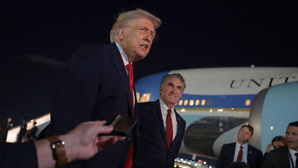 TRUMP YAMAGANYE UBWONGEREZA BUGIYE GUHA IBIRWA BYA CHAGOS IGIHUGU CYA MAURITIUS