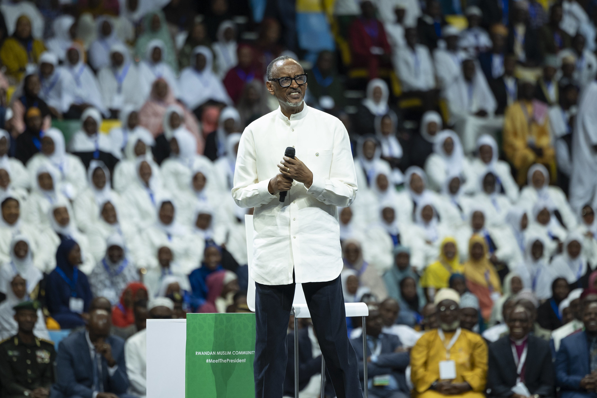 Gushyiraho amabwiriza y'amadini si ukuyahutaza- Perezida Kagame