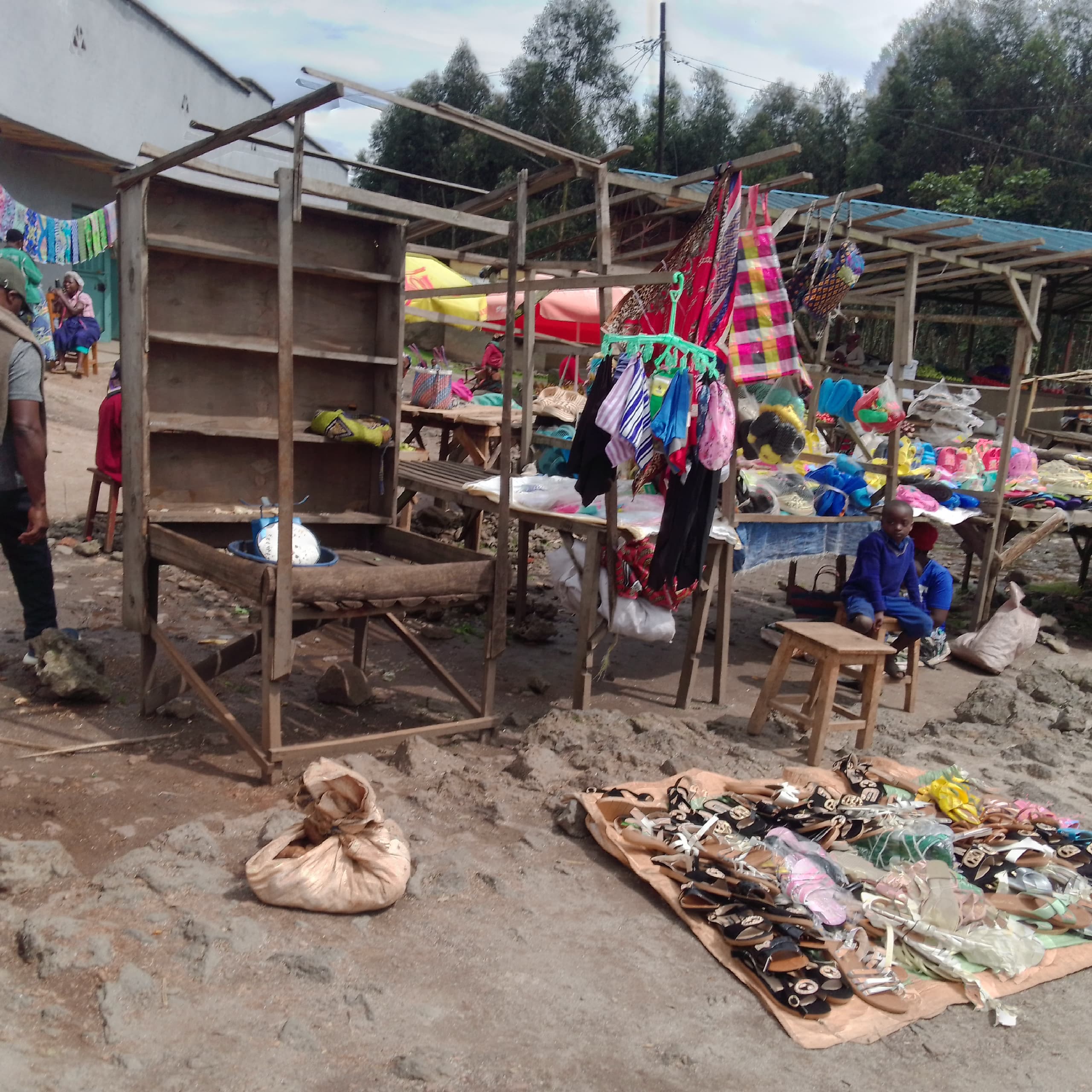 Nyabihu: Barasaba kubakirwa isoko bagaca ukubiri no kunyagirwa