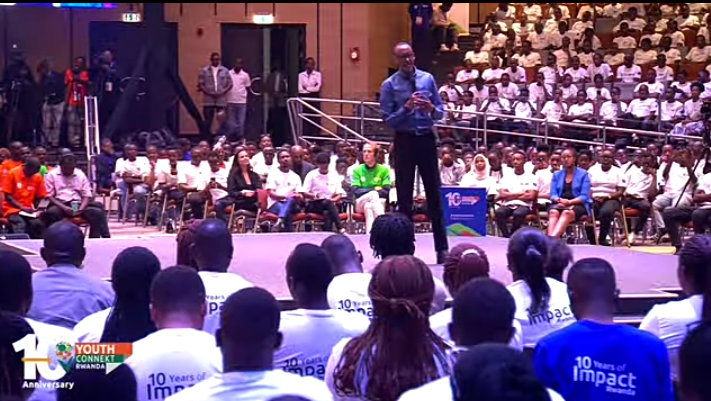 Perezida Kagame yagarutse ku bayobora amashyirahamwe ya siporo