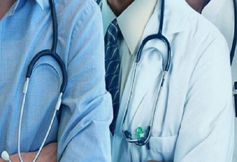 Ubuzima bw'abaganga bo muri Nigeria bakoreshwa mu Bwongereza buri mu kaga