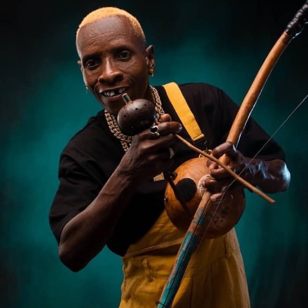 Nsengiyumva Francois (igisupusupu) Yagize icyo avuga kubakobwa bakora umwuga wo kwicuruza abinyujije mu ndirimbo.