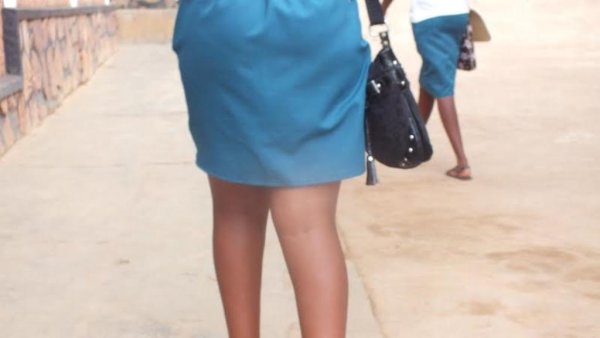 Nyamagabe: Ishuri ryabujije abarimu imyambaro irangaza abanyeshuri