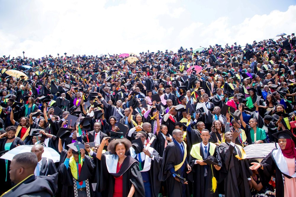 Akayabo ka minerval na buruse byahawe abapfuye, abataye ishuri n'abasibiye