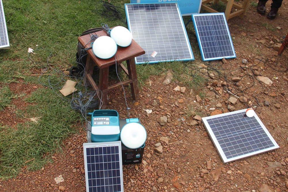 Rutsiro: Haravugwa uburiganya mu gutanga imirasire