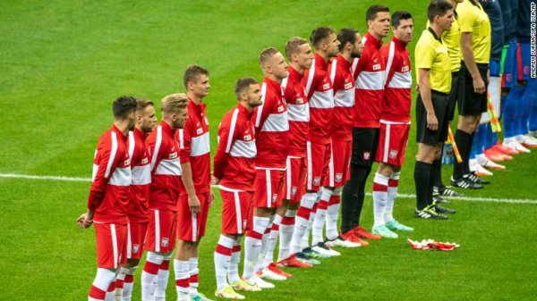 Uburusiya bwatangiye guhabwa akato no muri ruhago