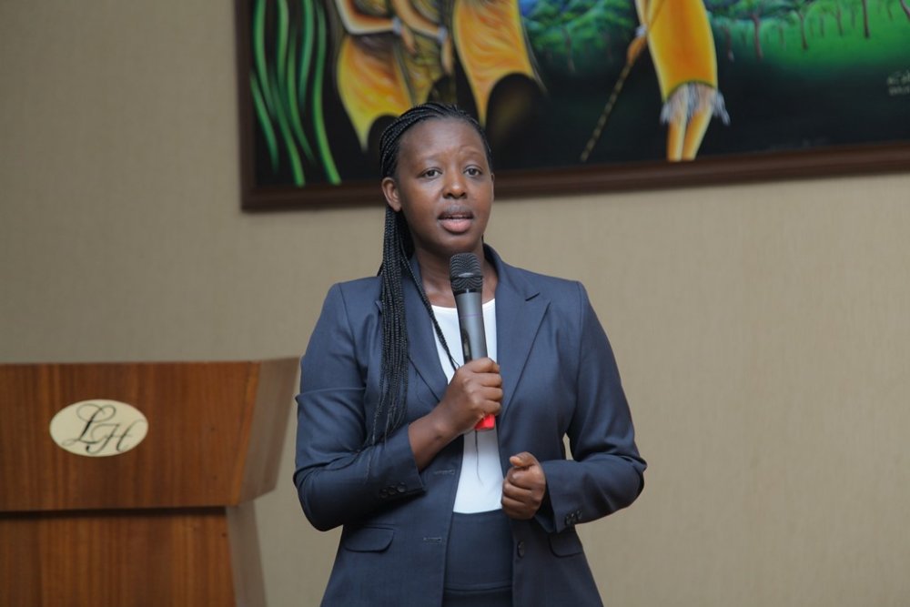 Wakwibaza impamvu no mu bana bo mu miryango ikize kandi y'abantu bize harimo abagwingiye-Dr Anita Asiimwe