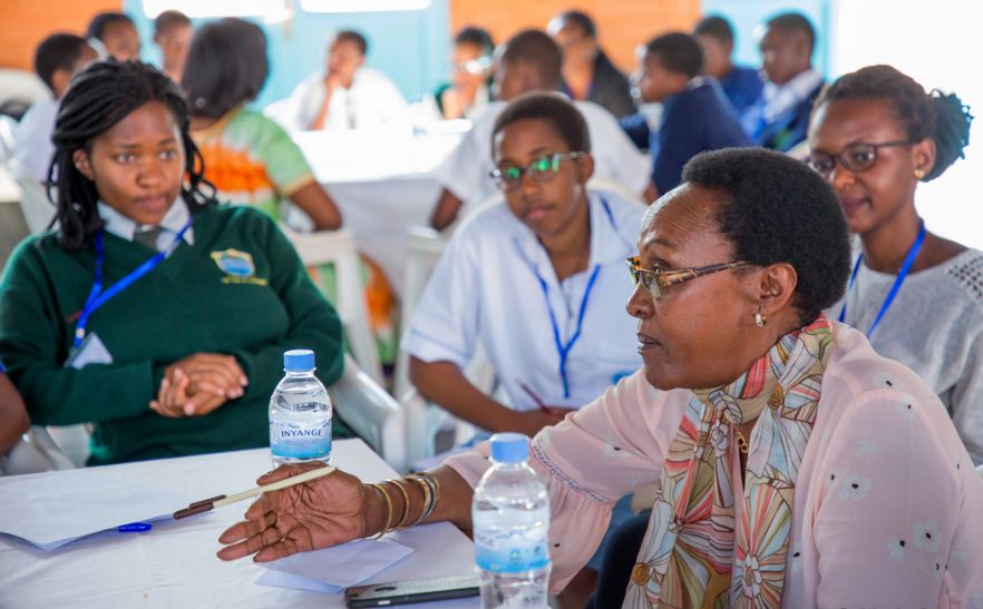 Guhuza abana bari mu myaka ya 18-22 n'abantu bakuru babatanze kwinjira mu buzima n'ingirakamaro-Ingabire Marie Immaculée