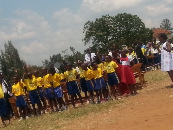 Abariye Ishuri La Fontaine barototera n'utwari dusigaye