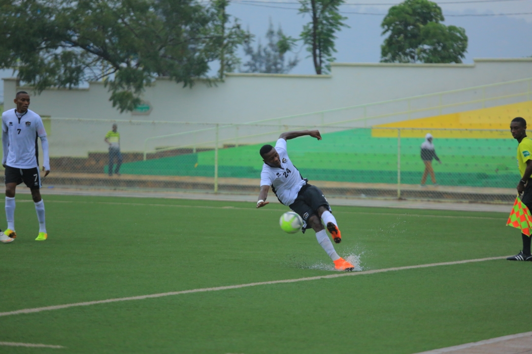 Petrovic ngo yafashije Mangwende na Ombolenga kwerekeza muri Serbia