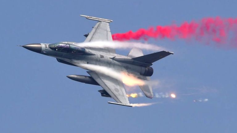 Koreya y'Epfo yarashe urufaya rw'amasasu ku ndge y'uburusiya yariri kuneka