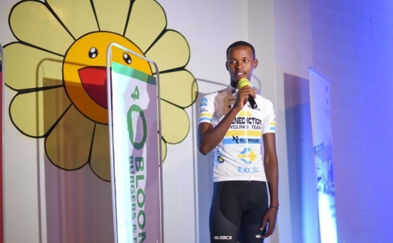 Amagare: Nkurunziza Yves agiye kumara amezi abiri yitoreza mu Bufaransa