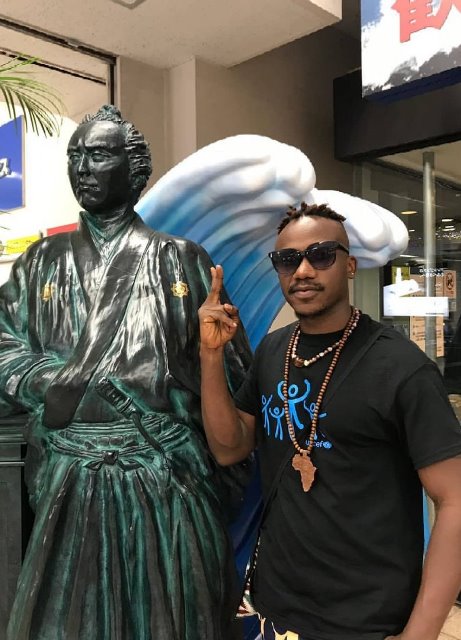 Kurya ibinyamunjonjorerwa bibisi,... Byinshi byaranze urugendo rwa Mani Martin mu Buyapani