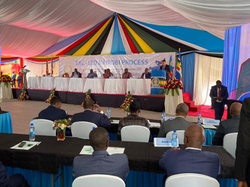 Umuhuza Kenyatta yemeje ko imitwe y'inyeshyamba yemeye gushyira intwaro hasi