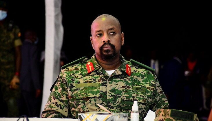 Gen Muhoozi yasabye abamwifuza nka Perezida kubimwumvisha
