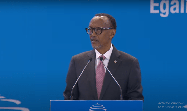Perezida Kagame yavuze ko umugore ari inkingi y'imibereho myiza ya muntu