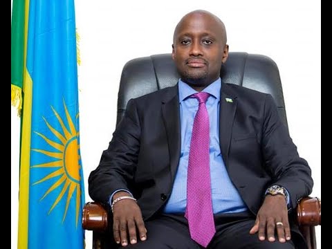 Perezida Kagame asimbuje ba Minisitiri bamwe abandi