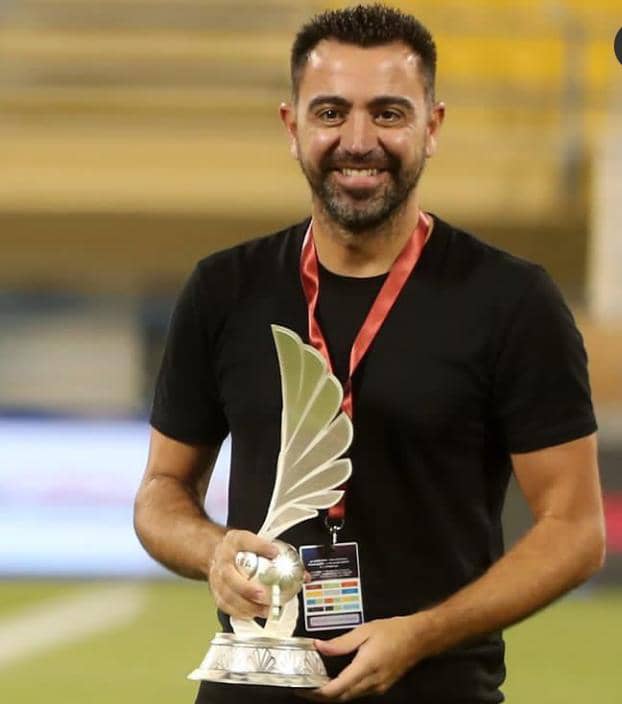 Xavi Hernandez wakiniye Barcelona yahawe kuyitoza