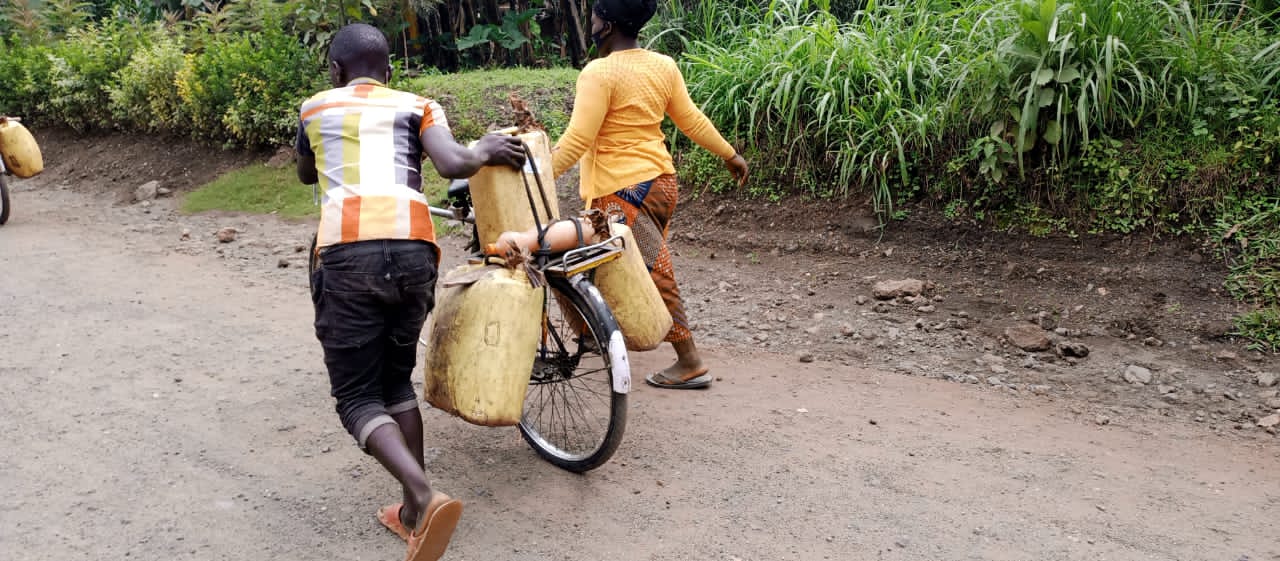 Musanze: Abayobozi b'inzego z'ibanze barashyirwa mu majwi n'abaturage kwihisha inyuma yikorwa ry'inzoga z'inkorano zidacika