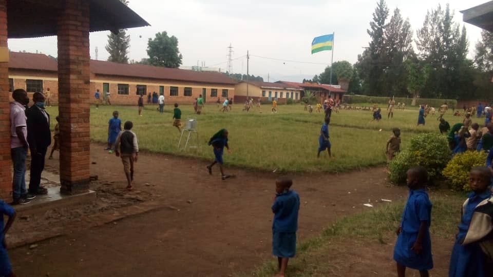 Musanze: Ababyeyi barerera kuri E.E.R batanze amafaranga yo kugaburira abana ku ishuri none ntibarya