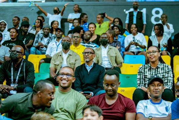 Ikipe y'u Rwanda ya Basketball yatsindiwe imbere y'Umukuru w'Igihugu