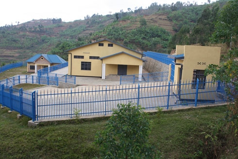 Ngororero: Abaturage bayobewe amaherezo y'uruganda rw'imyumbati bubakiwe