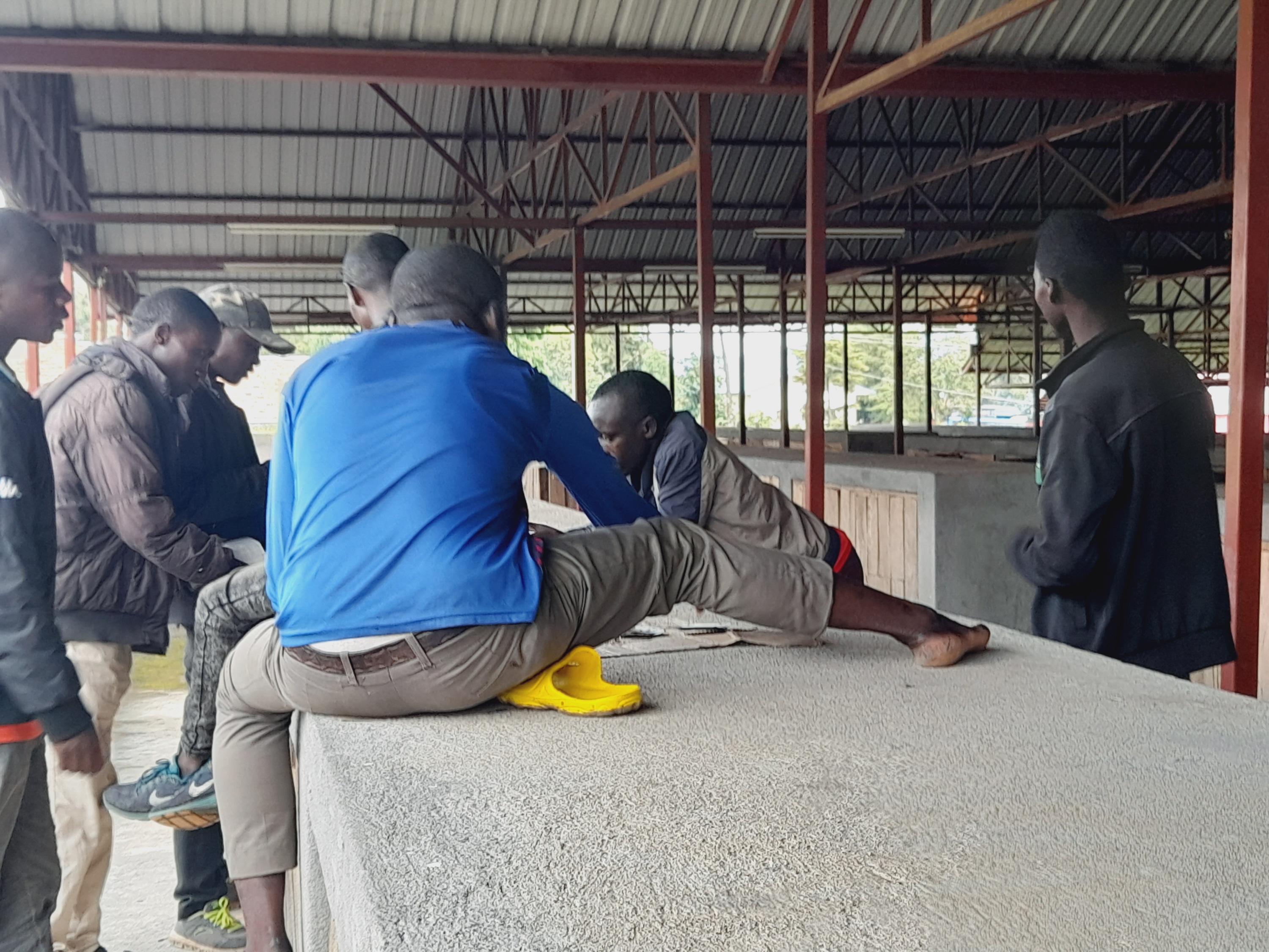 Burera: Urubyiruko runanizwa gukora rukigira mu rusimbi