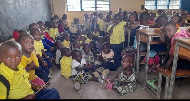 Musanze: Ubucukike ku ishuri ribanza rya Gahondogo butuma bamwe batabasha gukurikira amasomo