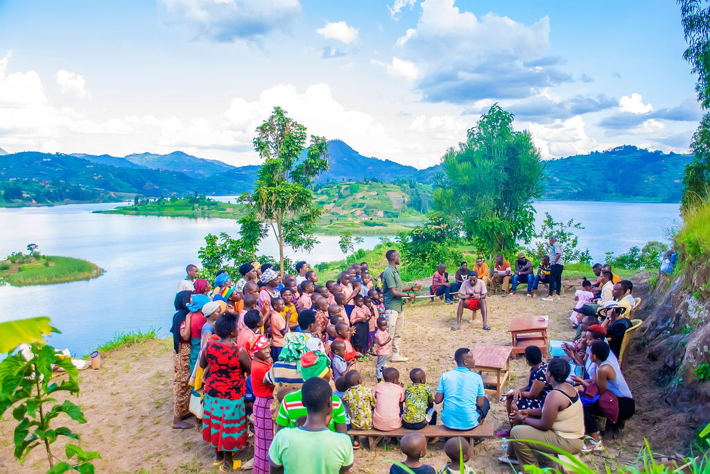 Musanze: Imiryango 80 ituye mu birwa bya Ruhondo yaremewe