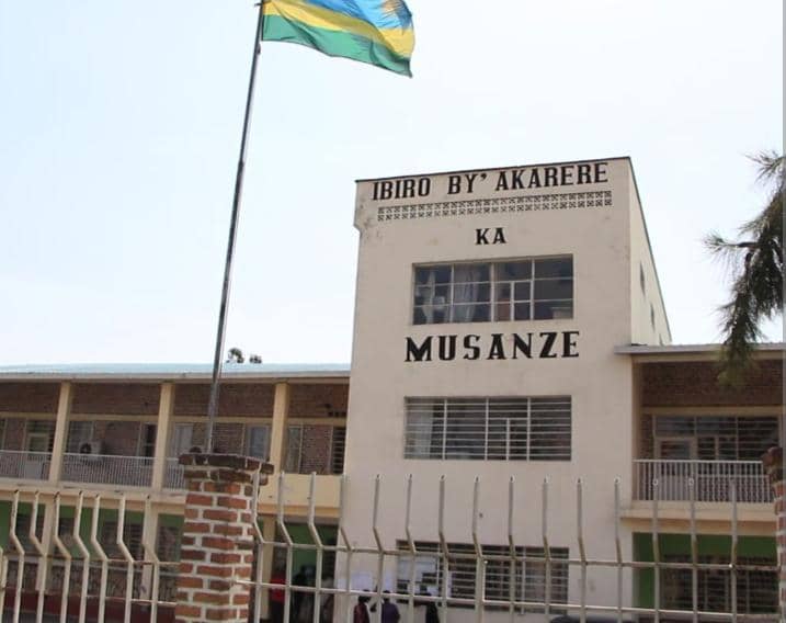 Musanze: Hari abagore badukanye umuvuno wo kujya kwiba bahetse iminja