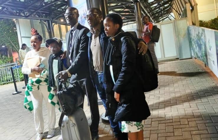 Ababyeyi barerera muri Wisdom Schools baherekeje abana babo muri Canada