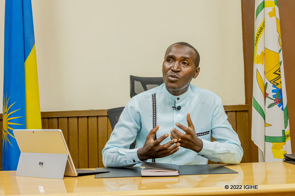 Dosiye y'Abakono ishobora kuba ariyo yirukanishije ba Meya mu Majyaruguru