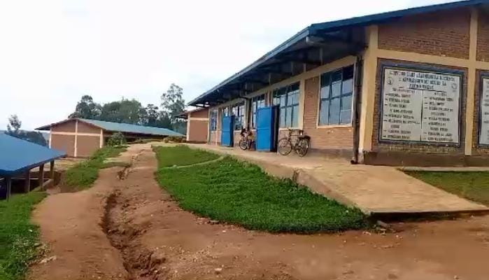 Rutsiro: Abiga kuri GS Rugaragara bagiye kurangiza ayisumbuye batarakora kuri mudasobwa