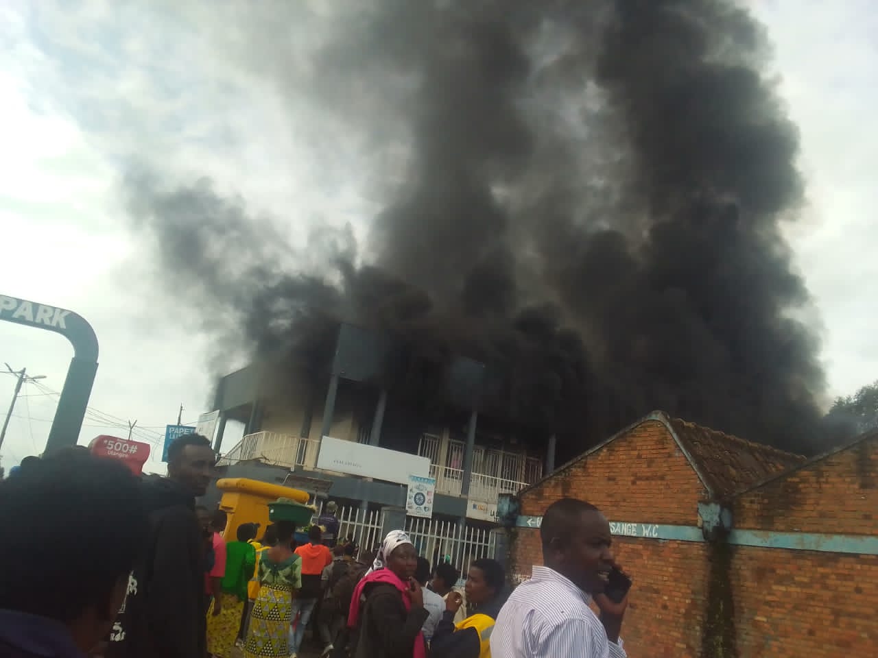 Musanze: Inkongi y'umuriro yibasiye inyubako ya gare