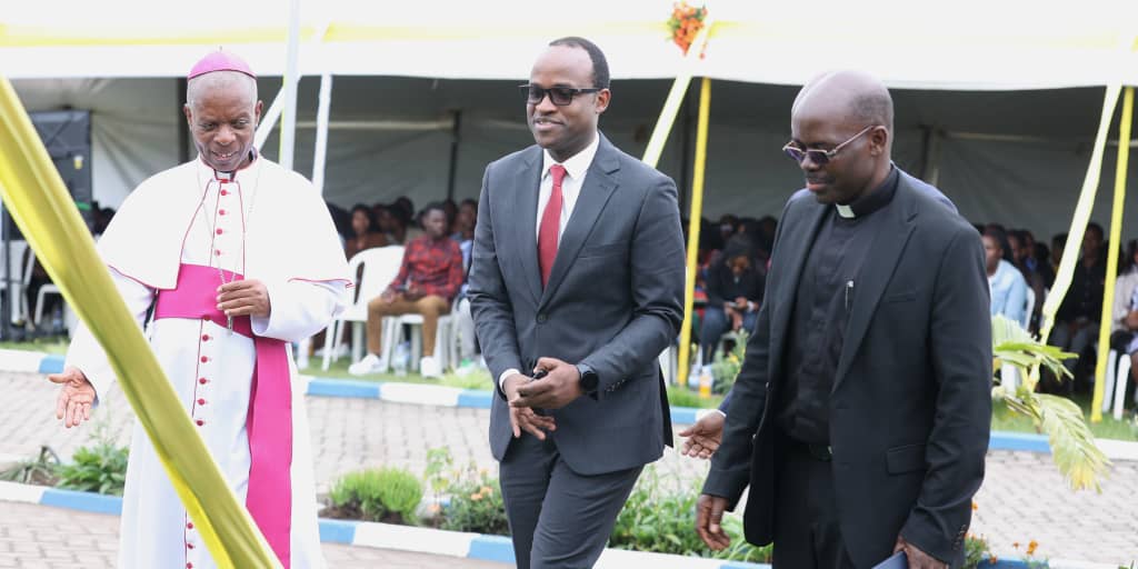 Ubuyobozi bwa Ines Ruhengeri bwashimiye Perezida Kagame