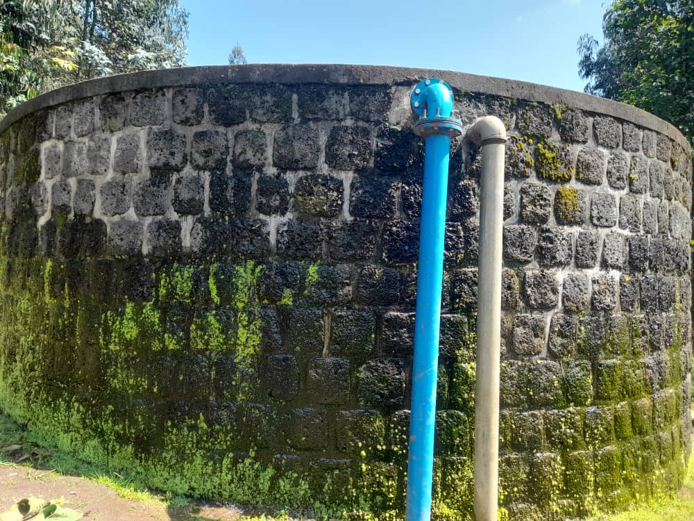 Nyabihu: Ikigega kigabura amazi kiri hafi gusandara ubuyobozi burebera