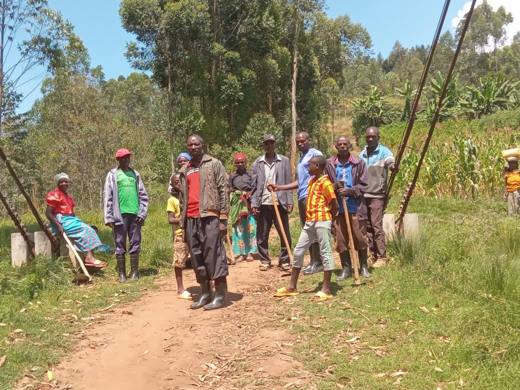 Gakenke: Kutagira Samartphone kuri ba mudugudu bituma badatanga amakuru ku gihe