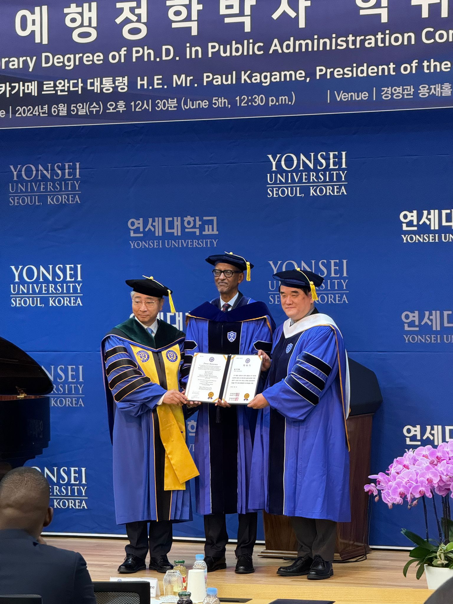 Perezida Kagame yakuye impamyabumenyi y'ikirenga muri Korea y'Epfo