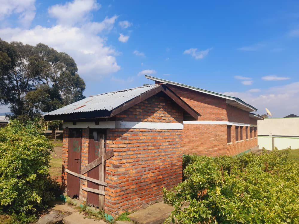 Burera: Kubona ubwiherero ku mirenge n'utugari bisaba kuvunyisha kwa Gitifu