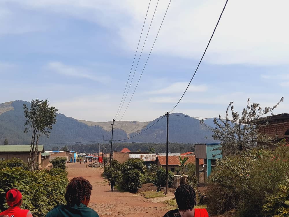 Bigogwe: Banze gusinyira amafaranga y'intica-ntikize ku mitungo yabo