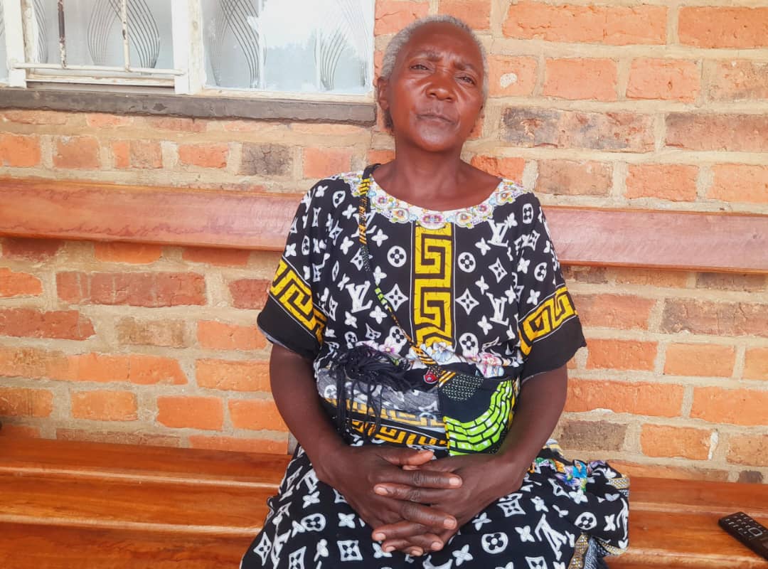 Gakenke: Umukecuru yashukishijwe ikoranabuhanga atanga imitungo ye yose