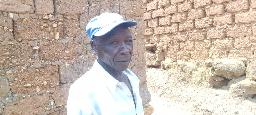 Nyabihu: Agiye gusaza asiragira ku ngurane za REG