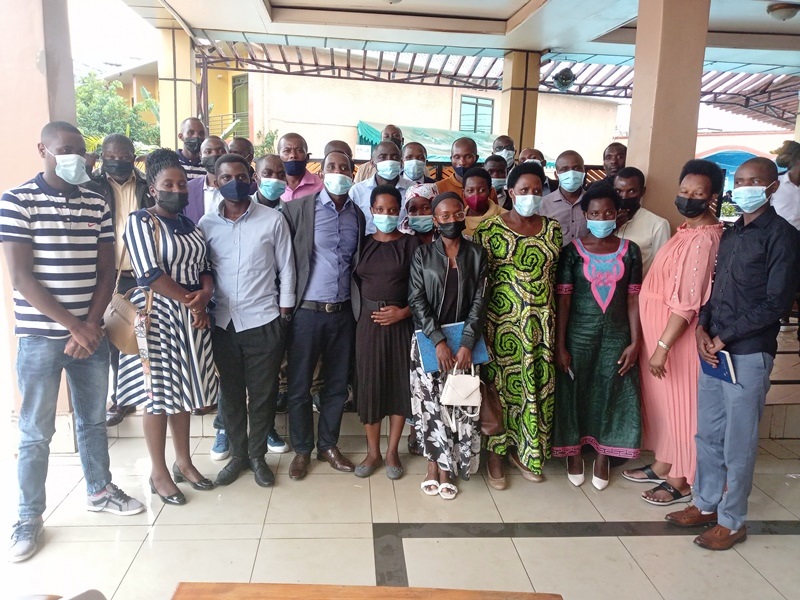 Abahinzi bashyiriweho ikigo YATERA PLC kigiye kubafasha kubonera umusaruro isoko