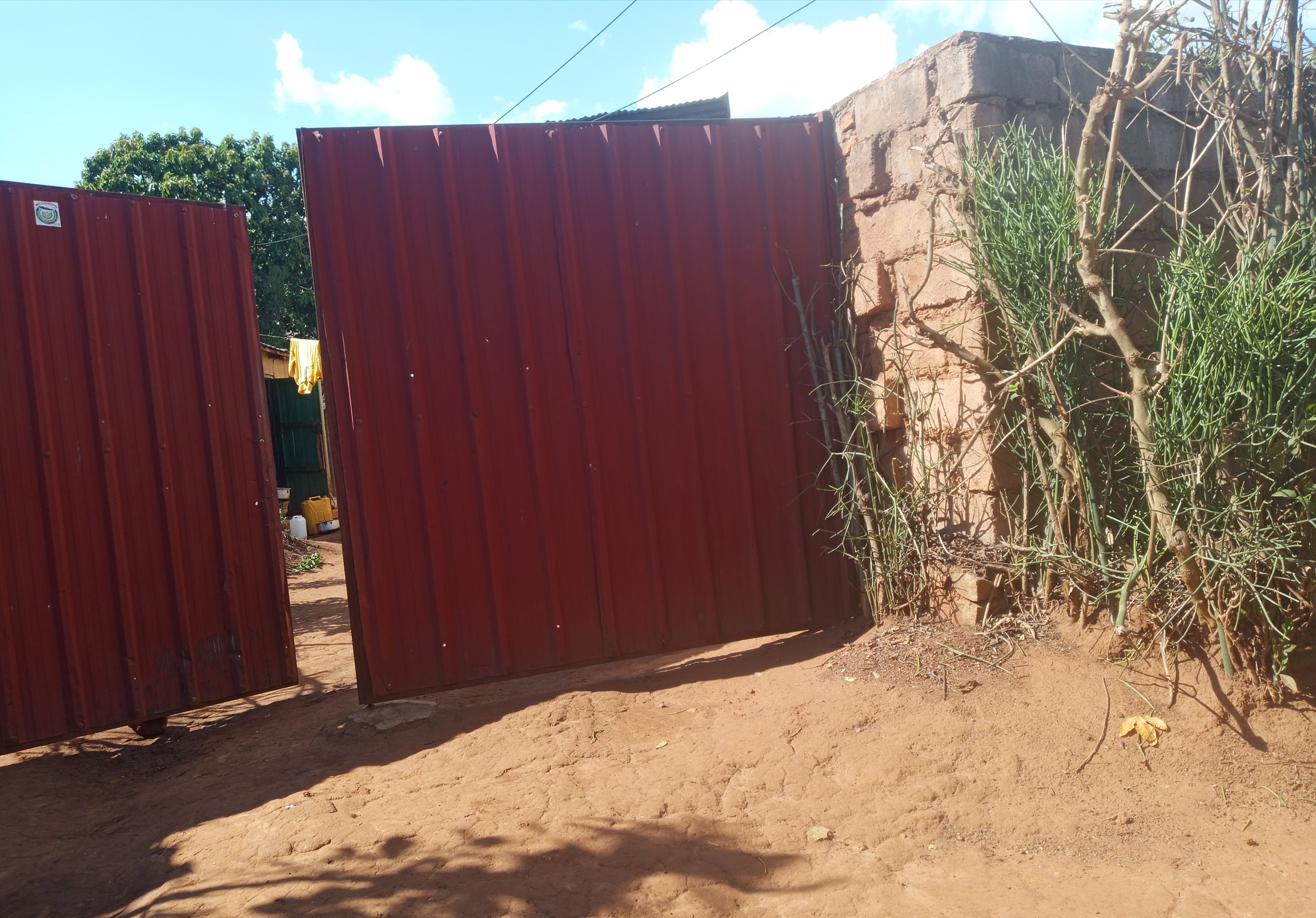 Kicukiro: Twapfushije umubyeyi kubera COVID-19 dusigara tureba buri wese nk'uwanduye-UBUHAMYA