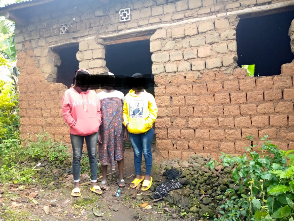 Musanze:Hari abana 5 b'abakobwa basenyewe inzu none abashinzwe umutekano batangiye kubasambanya bamwe batwaye inda