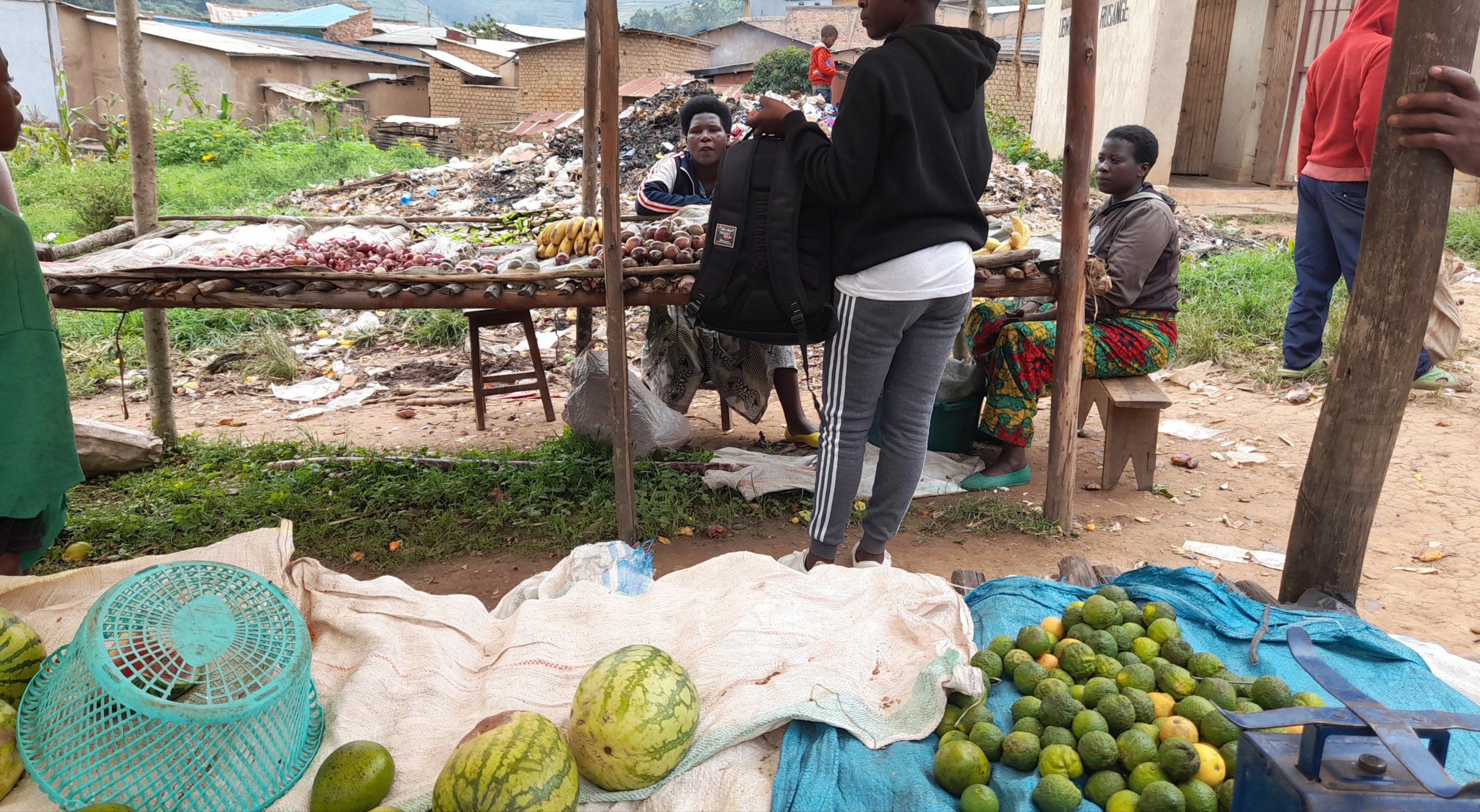Rulindo: Barinubira gucururiza mu kimoteri gifatanye n'ubwiherero