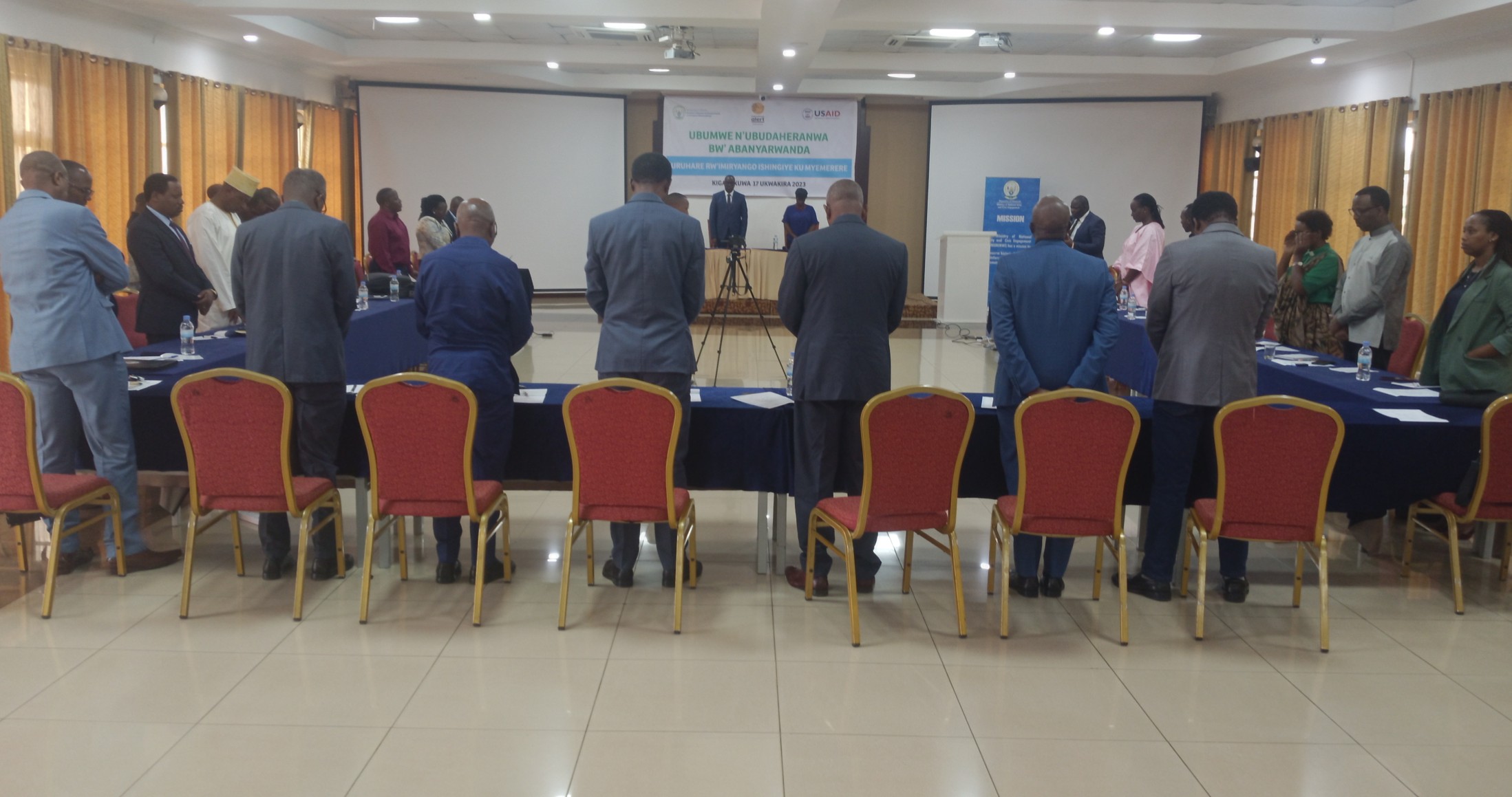 MINUBUMWE yaganiriye n'amadini n'amatorero uko bagira abemeramana buzuye