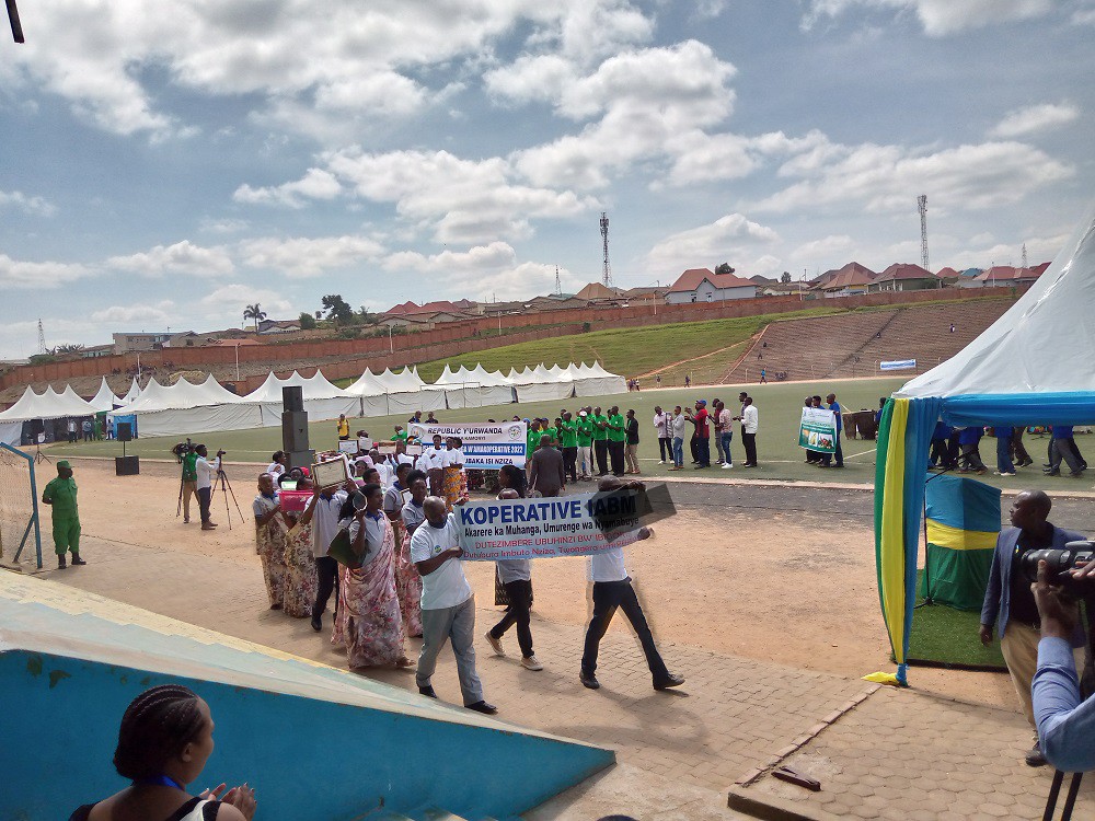 Leta igiye gushyiraho itegeko ryamurura ibisambo mu makoperative